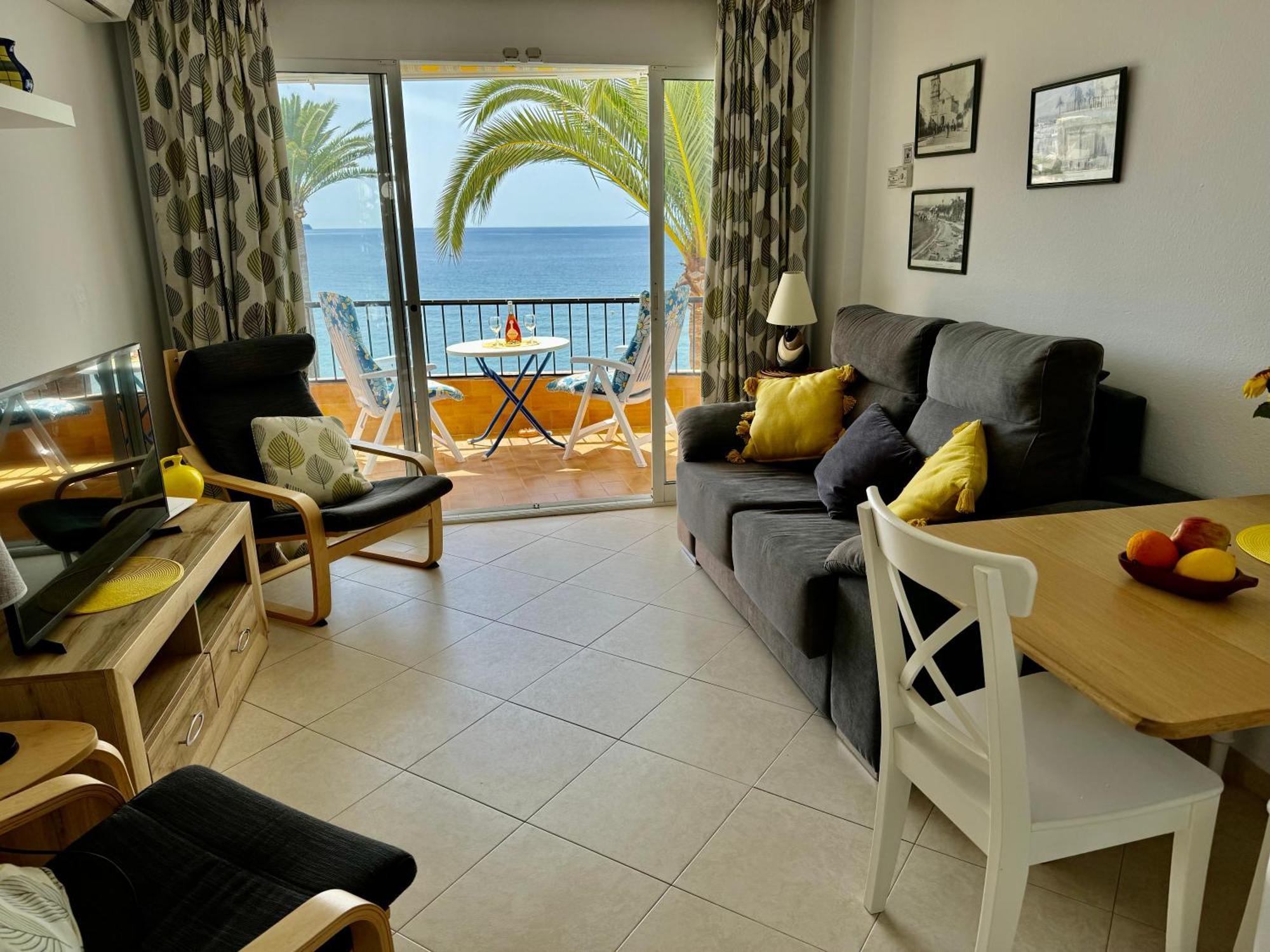Acapulco Playa 34 Menyber Apartment Nerja Ngoại thất bức ảnh